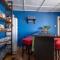 Cool Central Apartment