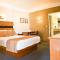 American Inn Hotel & Suites Parral