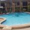 Oasis Inn Apartments