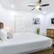 Urban Oasis 4BD House close to FQ & City Hot Spots