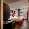Essence Hotel Carlton