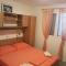 Apartments Limuni