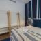 High Ceiling Duplex Apartment at Cais do Sodre