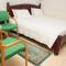 Scroll Inn Hotel