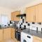 Well presented 2 bedroom house - sleeps four - Leamington Spa