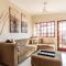 Treetops Guesthouse