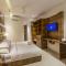 Aura One Hotel