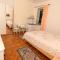 Studio Apartments Cavrak with Terrace