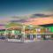 Super 8 by Wyndham Bedford