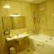 Hotel Golden House