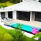 -20 Off per cent Luxury Mango Villa