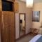 2 Mile Lodge