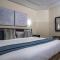 Oak Plaza Hotels East Airport