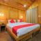 Brushwood Villa- Cottages and Bar