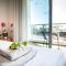 Villa White Daisy