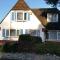 Lovely Bournemouth cottage with beautiful large garden, 5 min to the beach by car - Bournemouth