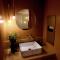 Tong Tong Petit Hotel