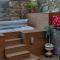 Teardrop Cottage