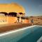 Desert Hills Lodge