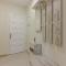 Seguro Spacious apartment with roomy terrace
