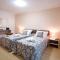 Residence Sala Comacina apartment no 2 with pool and spa by Italian Apartments
