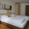 Hotel & Restaurant Zum Ochsen -Ox Distillery