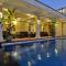 Aquarius Beach Hotel