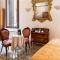 Luxury Venetian Rooms