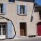 studio cosy en PROVENCE - 艾居厄河畔卡马勒
