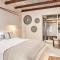 Parian Boutique Hotel