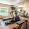 Cobblestone Hotel & Suites - Torrington