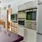 Alcazaba Beach Apartment 3302