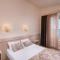 Sunray Hotel