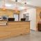 Country Inn & Suites by Radisson, Belleville, ON