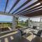 Foto: Faros BeachFront Villa 26/83