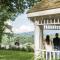 Oak Hill On Love Lane Bed and Breakfast Inn - Waynesville