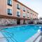 Red Lion Inn & Suites Mineral Wells - Mineral Wells