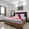 RedDoorz Plus at Buah Batu - 万隆