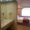 Hotel Puente Real