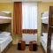 HOSTEL LOOK