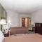 Howard Johnson by Wyndham Newark Airport