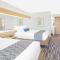 MICROTEL Inn and Suites - Ames - أيمز