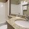Microtel Inn & Suites by Wyndham Jacksonville Airport