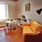 Terrace apartment in santo spirito district