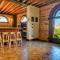 Medieval Relais - Top location