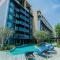 The Aristo by Holy Cow, 4-BR loft, 150 m2, pool view - пляж Сурин