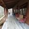 Creekside Paradise Bed and Breakfast - Robbinsville