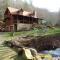 Creekside Paradise Bed and Breakfast
