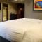 DoubleTree by Hilton Belfast City Ten Square