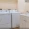 Spacious 3BR Luxury Penthouse with Balcony